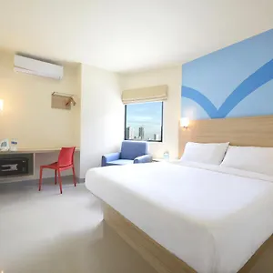 Hotel Hop Aseana City Manila, Paranaque City